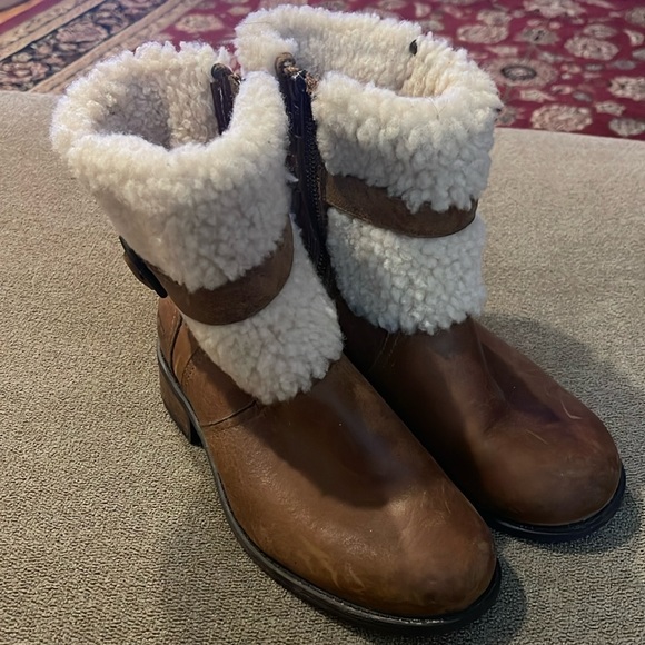 UGG Shoes - Ugg Blayre II Womens Leather Sherpa Boots Size 6 Winter Brown Zip 1008220 (TD)